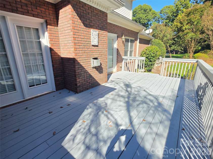 408 5th Avenue, Conover, NC 28613.  MLS# CAR4427047, YatesRealty ID 57764. 
