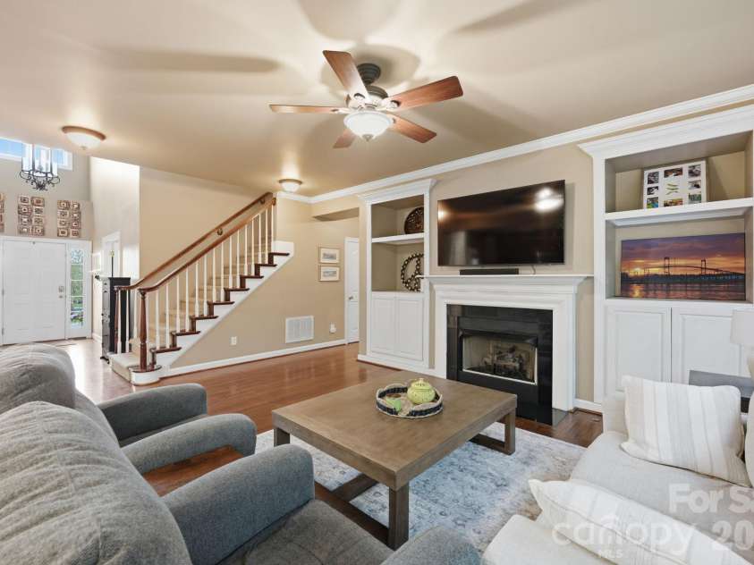 5704 Snapdragon Lane, Huntersville, NC 28078.  MLS# CAR4426906, YatesRealty ID 57765. 