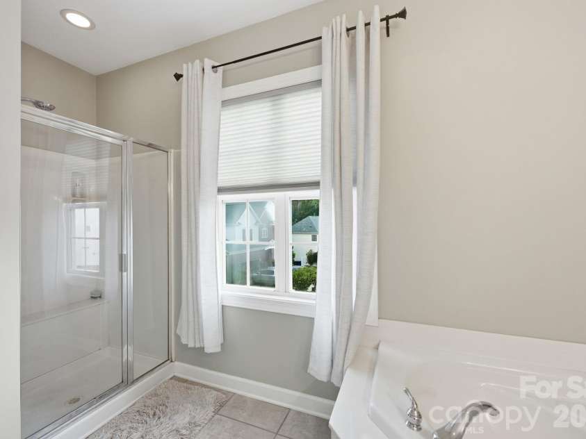 5704 Snapdragon Lane, Huntersville, NC 28078.  MLS# CAR4426906, YatesRealty ID 57765. 