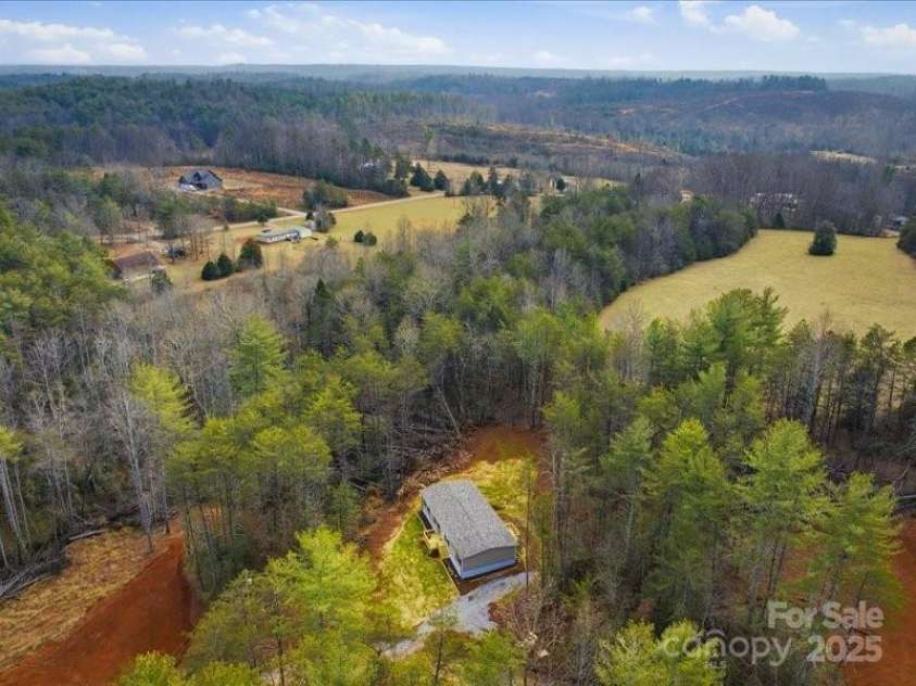 3160 Mariposa Lane, Morganton, NC 28655.  MLS# CAR4334327, YatesRealty ID 5777. 