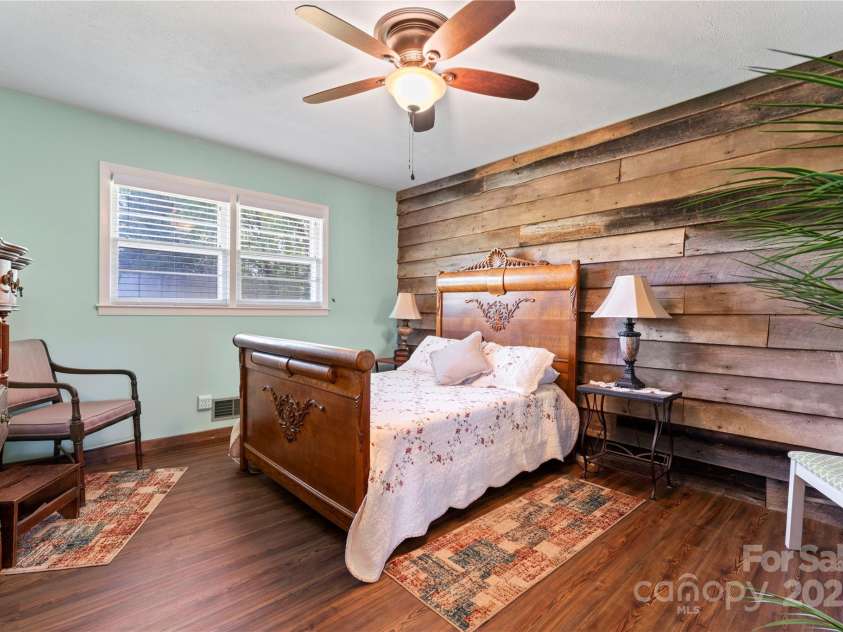 36984 B&C Carter Road, New London, NC 28127.  MLS# CAR4246178, YatesRealty ID 5777. Bedroom