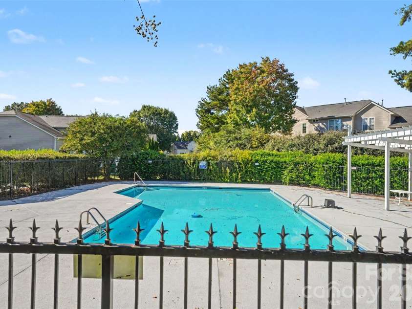 9120 Treyburn Drive, Charlotte, NC 28216.  MLS# CAR4426772, YatesRealty ID 57770. 