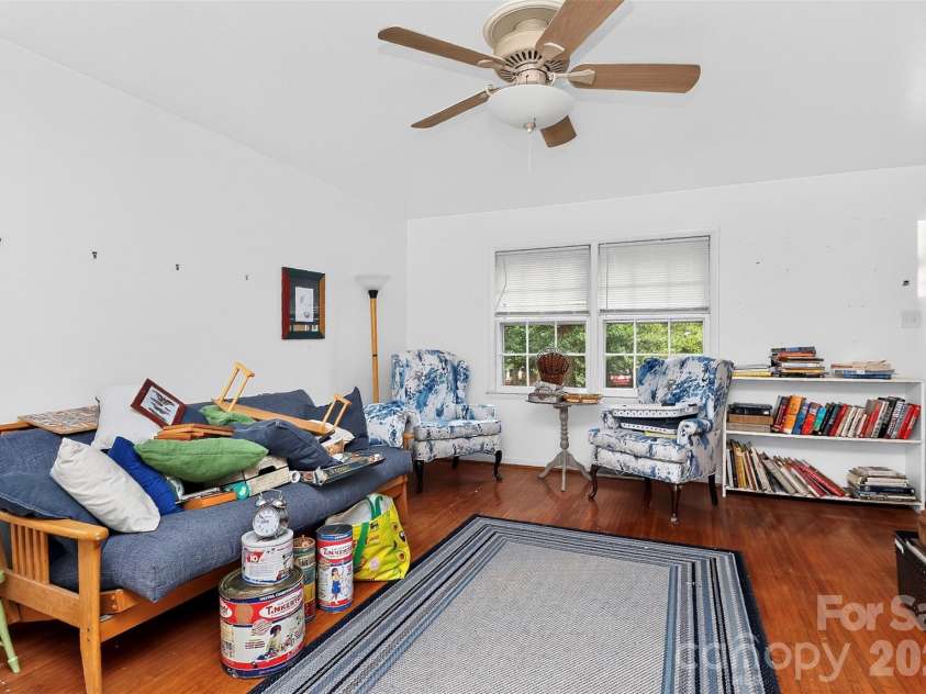 3206 Connecticut Avenue, Charlotte, NC 28205.  MLS# CAR4411320, YatesRealty ID 57779. 