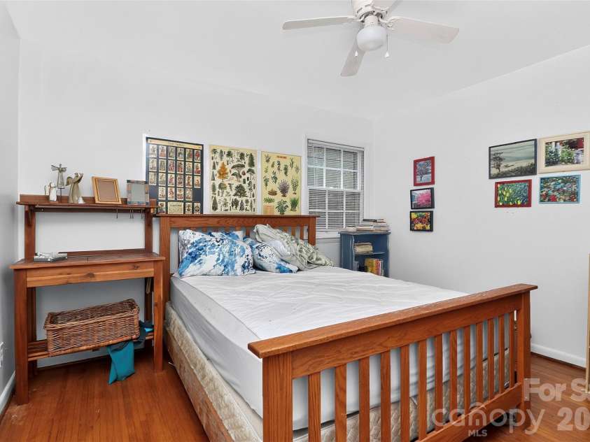 3206 Connecticut Avenue, Charlotte, NC 28205.  MLS# CAR4411320, YatesRealty ID 57779. 