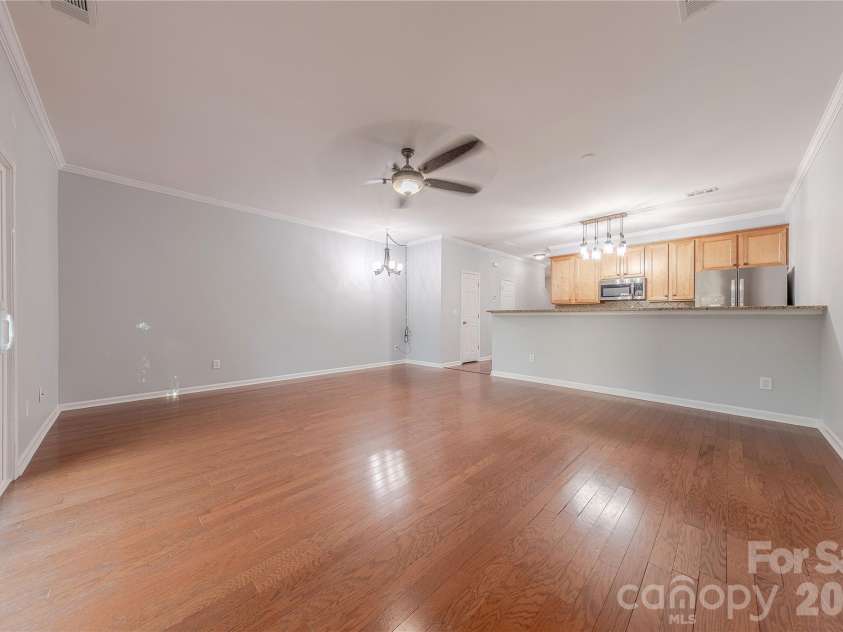 2147 Midnight Blue Lane, Fort Mill, SC 29708.  MLS# CAR4340117, YatesRealty ID 5778. Great Room