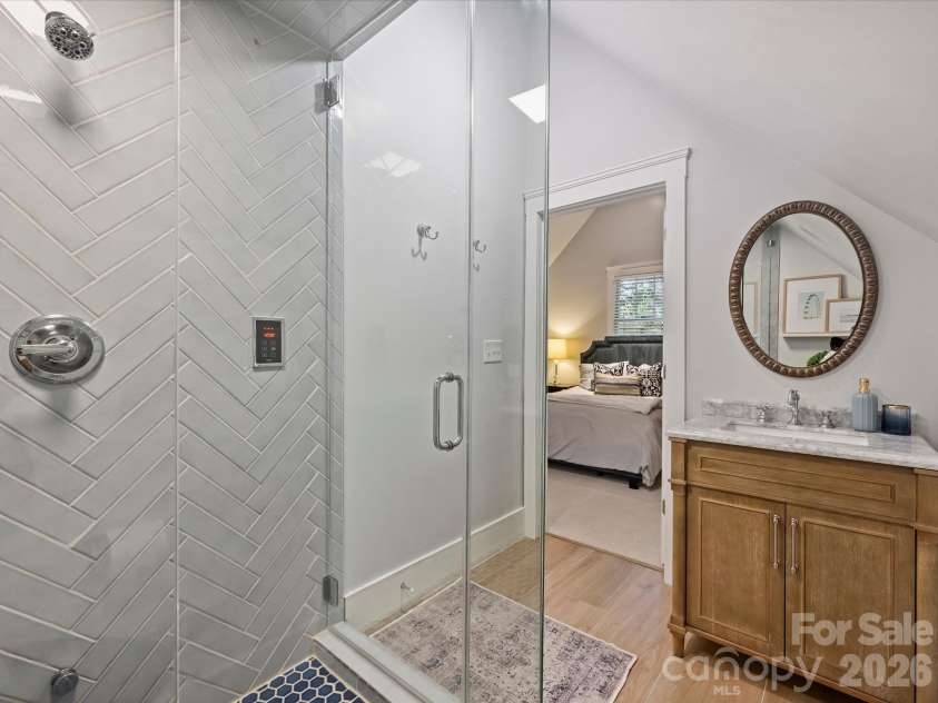5919 Creola Road, Charlotte, NC 28270.  MLS# CAR4435518, YatesRealty ID 57786. Full Bath