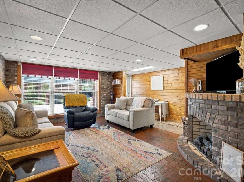 343 Spruce Avenue, Hudson, NC 28638.  MLS# CAR4428989, YatesRealty ID 57789. 