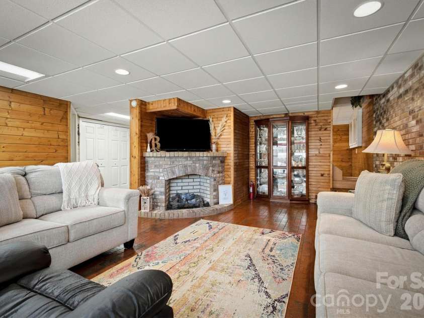 343 Spruce Avenue, Hudson, NC 28638.  MLS# CAR4428989, YatesRealty ID 57789. 