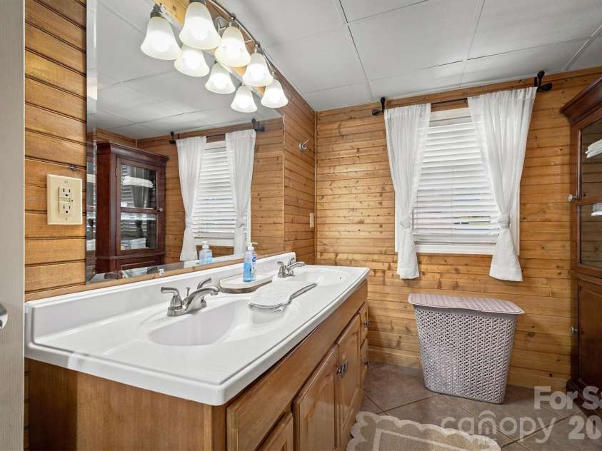 343 Spruce Avenue, Hudson, NC 28638.  MLS# CAR4428989, YatesRealty ID 57789. 