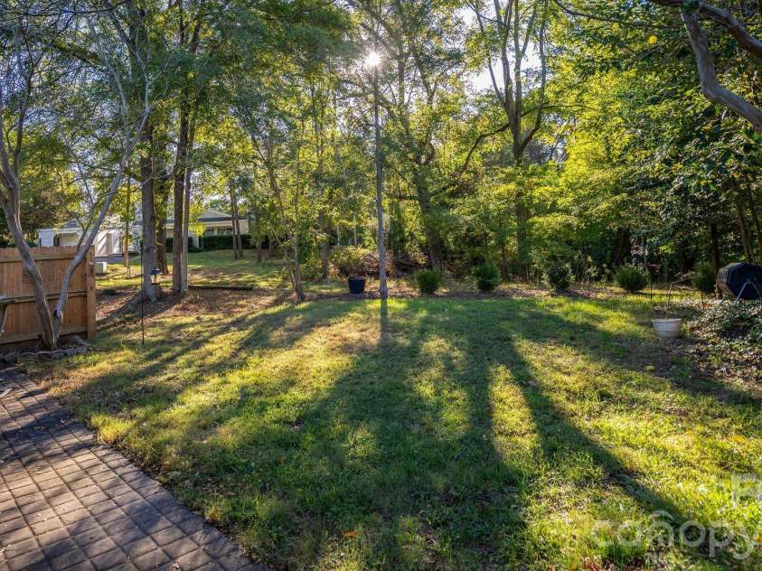 1702 Renard Ridge Road, Charlotte, NC 28212.  MLS# CAR4435819, YatesRealty ID 57797. 