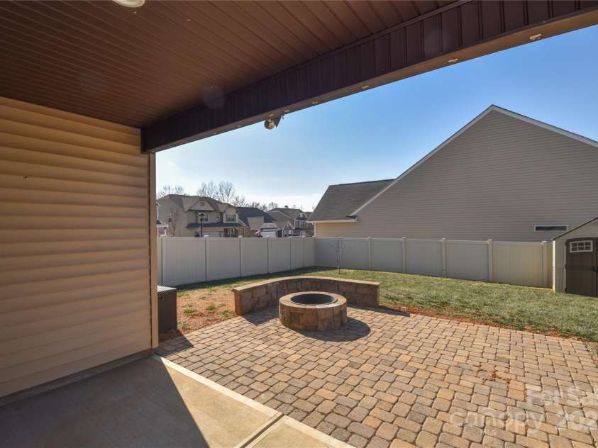 152 Suggs Mill Drive, Mooresville, NC 28115.  MLS# CAR4217708, YatesRealty ID 578. 