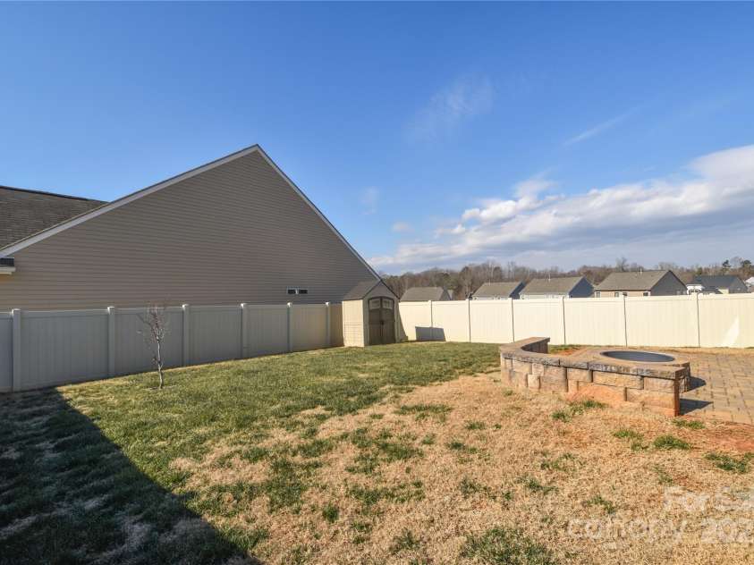 152 Suggs Mill Drive, Mooresville, NC 28115.  MLS# CAR4217708, YatesRealty ID 578. 