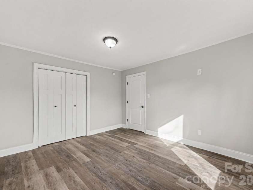 1010 Kentucky Street, Kannapolis, NC 28083.  MLS# CAR4352987, YatesRealty ID 5780. 