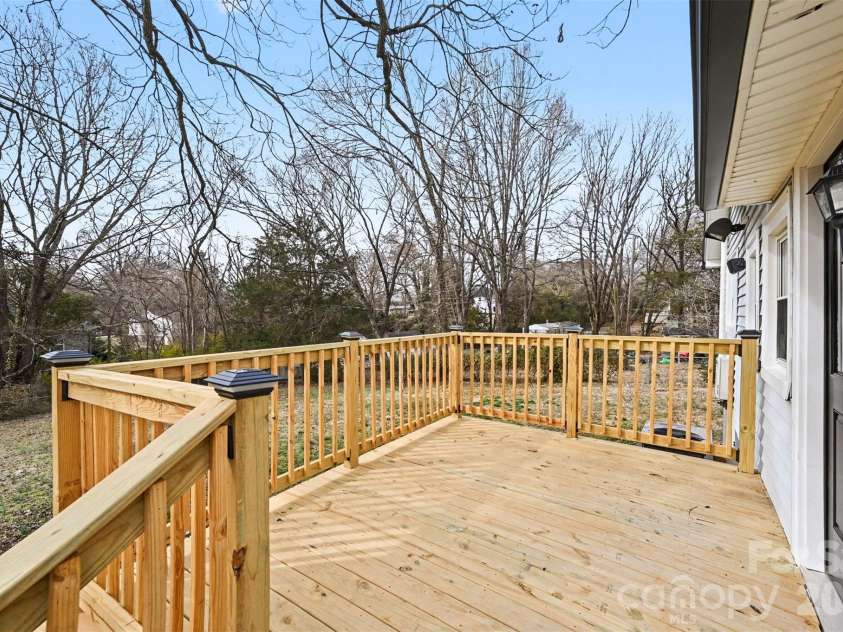 1010 Kentucky Street, Kannapolis, NC 28083.  MLS# CAR4352987, YatesRealty ID 5780. 
