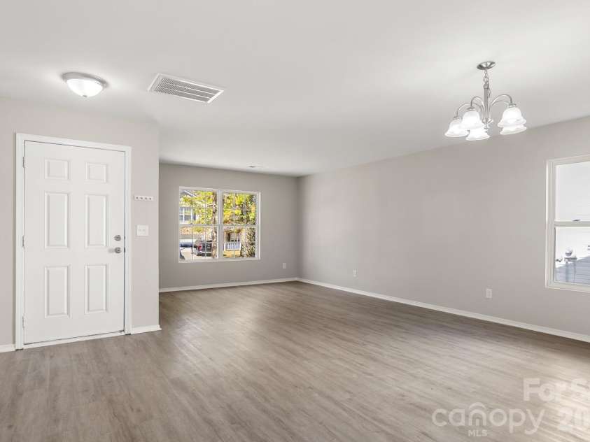 12028 Red Leaf Drive, Charlotte, NC 28215.  MLS# CAR4434312, YatesRealty ID 57804. 