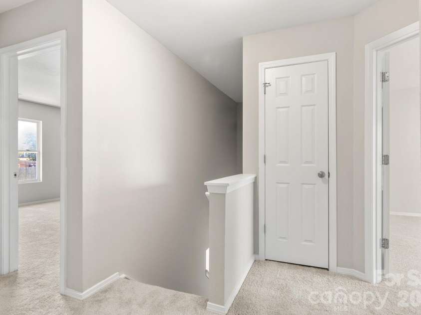 12028 Red Leaf Drive, Charlotte, NC 28215.  MLS# CAR4434312, YatesRealty ID 57804. 