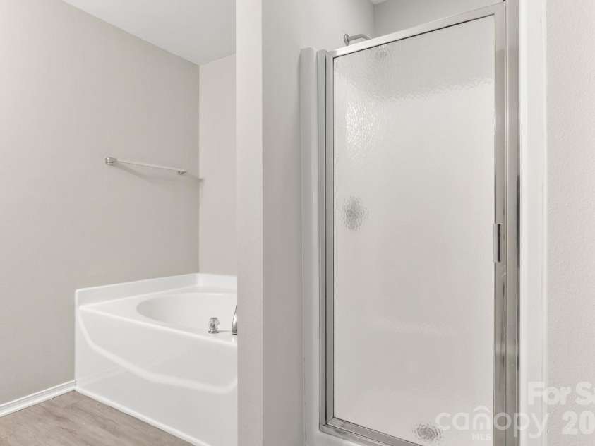 12028 Red Leaf Drive, Charlotte, NC 28215.  MLS# CAR4434312, YatesRealty ID 57804. 
