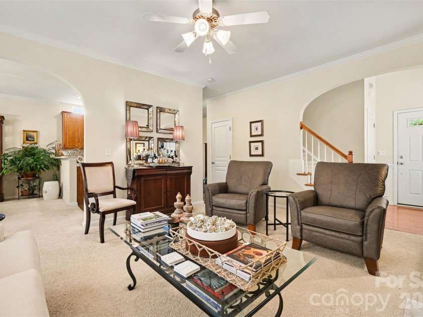 1727 Crabapple Tree Lane, Charlotte, NC 28214.  MLS# CAR4434813, YatesRealty ID 57807. 