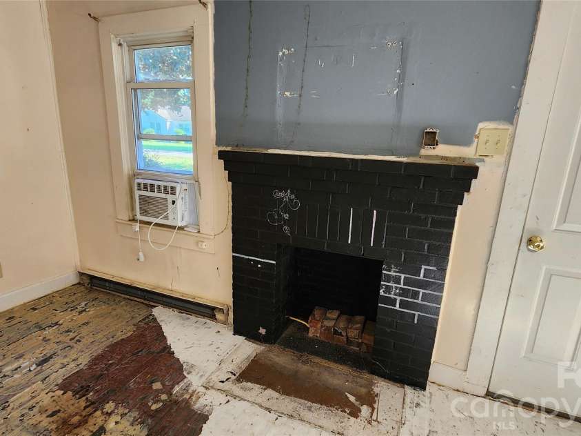 155 Hayes Avenue, Hudson, NC 28638.  MLS# CAR4433605, YatesRealty ID 57813. 