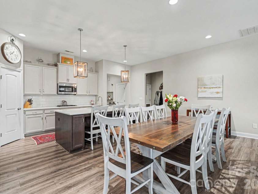 3013 Bonterra Boulevard, Indian Trail, NC 28079.  MLS# CAR4435336, YatesRealty ID 57815. Dining and kitchen areas