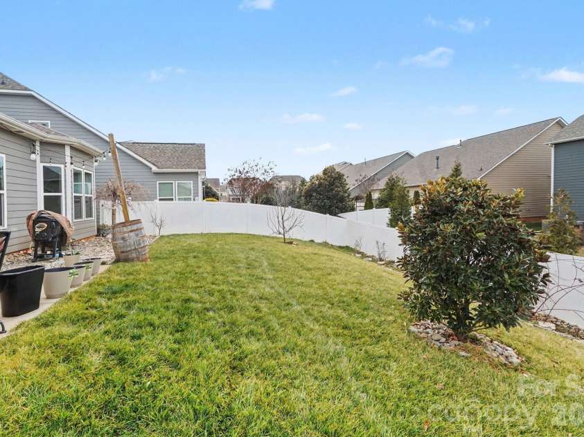 3013 Bonterra Boulevard, Indian Trail, NC 28079.  MLS# CAR4435336, YatesRealty ID 57815. Fenced yard