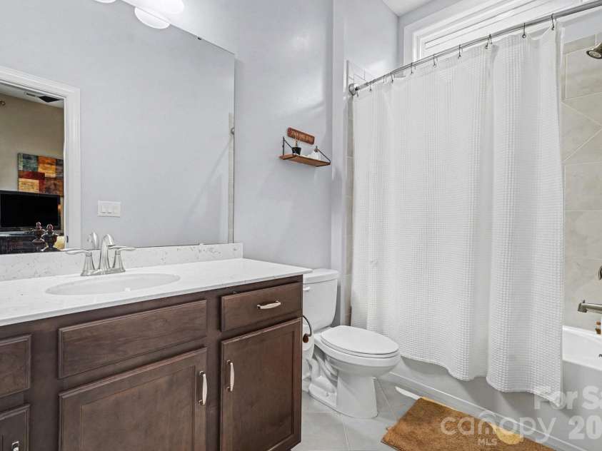3013 Bonterra Boulevard, Indian Trail, NC 28079.  MLS# CAR4435336, YatesRealty ID 57815. Full bath