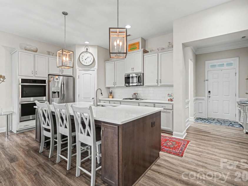 3013 Bonterra Boulevard, Indian Trail, NC 28079.  MLS# CAR4435336, YatesRealty ID 57815. Kitchen