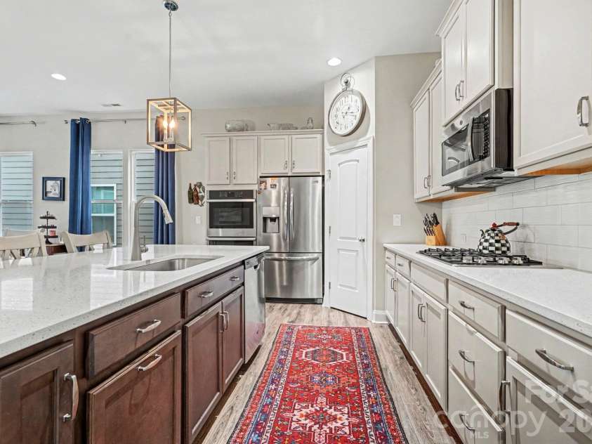 3013 Bonterra Boulevard, Indian Trail, NC 28079.  MLS# CAR4435336, YatesRealty ID 57815. Kitchen