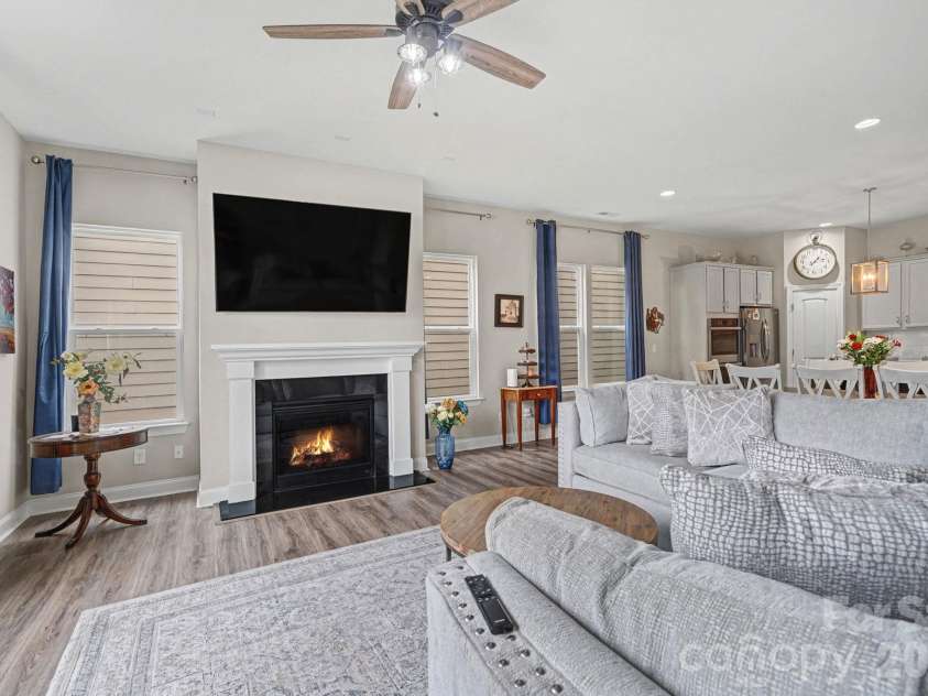 3013 Bonterra Boulevard, Indian Trail, NC 28079.  MLS# CAR4435336, YatesRealty ID 57815. Living area fireplace