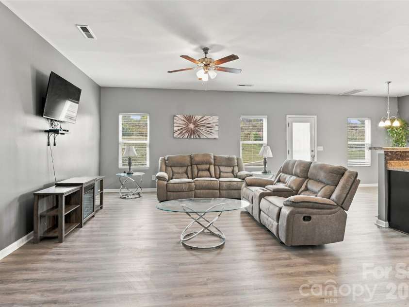 11228 Deer Chase Lane, Charlotte, NC 28262.  MLS# CAR4432965, YatesRealty ID 57819. 