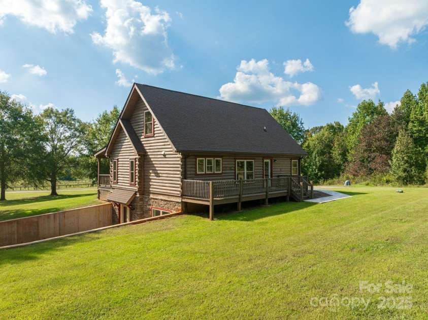 185 Robinson Acres Lane, Rutherfordton, NC 28139.  MLS# CAR4305665, YatesRealty ID 5782. 