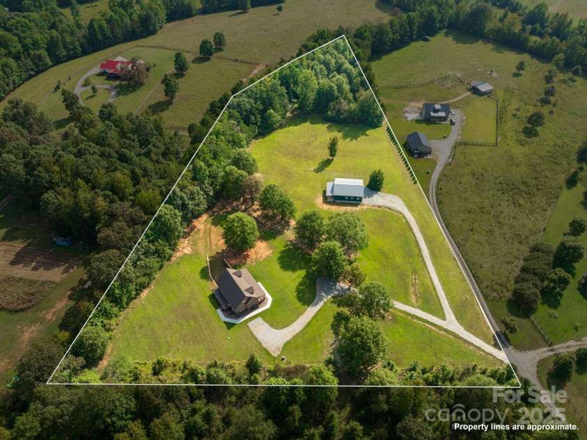 185 Robinson Acres Lane, Rutherfordton, NC 28139.  MLS# CAR4305665, YatesRealty ID 5782. 