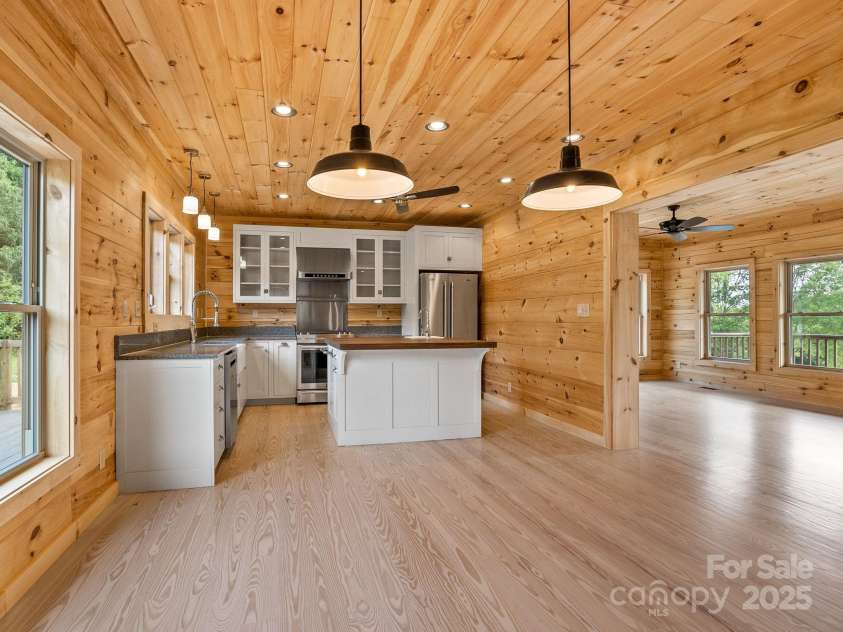 185 Robinson Acres Lane, Rutherfordton, NC 28139.  MLS# CAR4305665, YatesRealty ID 5782. 