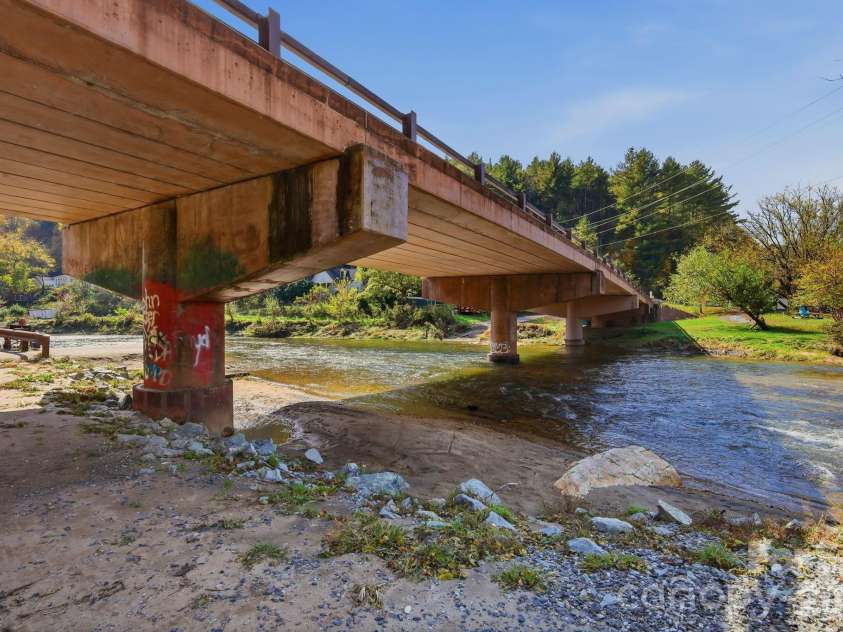 610 Alpine Way, Todd, NC 28684.  MLS# CAR4435766, YatesRealty ID 57824. Community River
