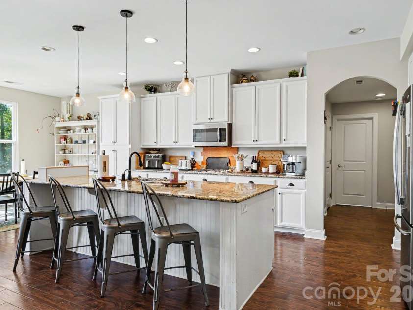 8414 Early Bird Way, Mint Hill, NC 28227.  MLS# CAR4436076, YatesRealty ID 57826. 