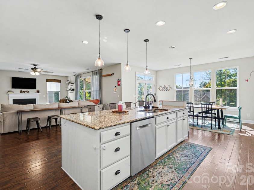 8414 Early Bird Way, Mint Hill, NC 28227.  MLS# CAR4436076, YatesRealty ID 57826. 