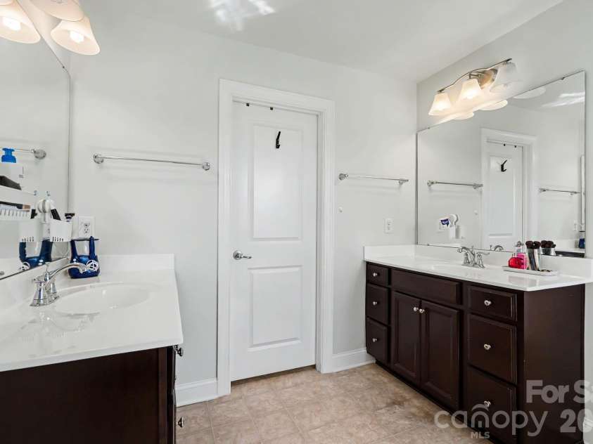 8414 Early Bird Way, Mint Hill, NC 28227.  MLS# CAR4436076, YatesRealty ID 57826. 