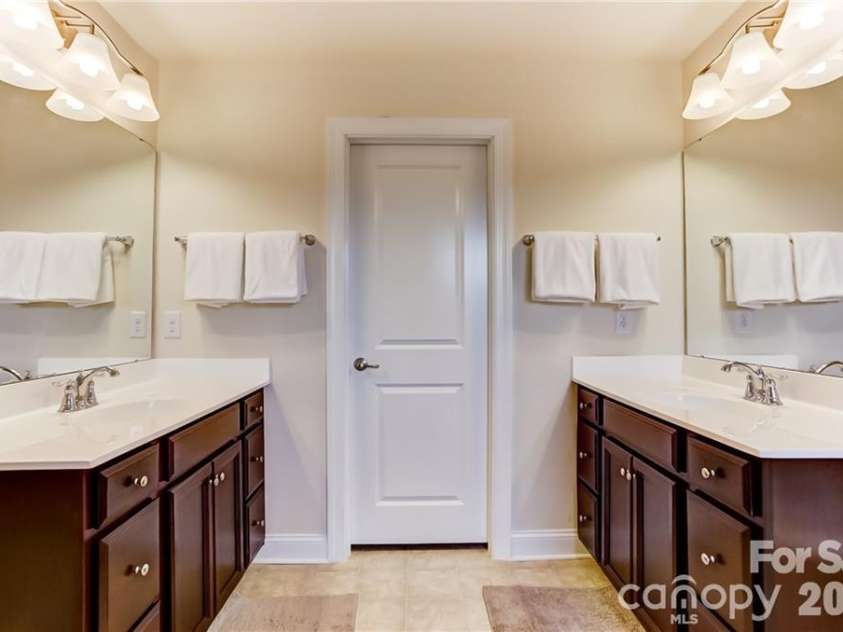 8414 Early Bird Way, Mint Hill, NC 28227.  MLS# CAR4436076, YatesRealty ID 57826. 