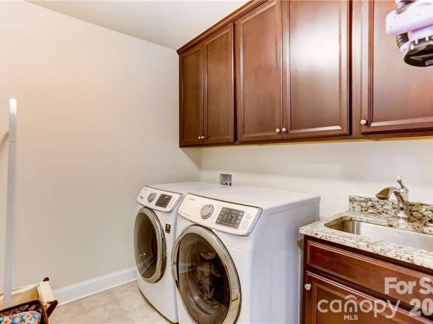 8414 Early Bird Way, Mint Hill, NC 28227.  MLS# CAR4436076, YatesRealty ID 57826. 