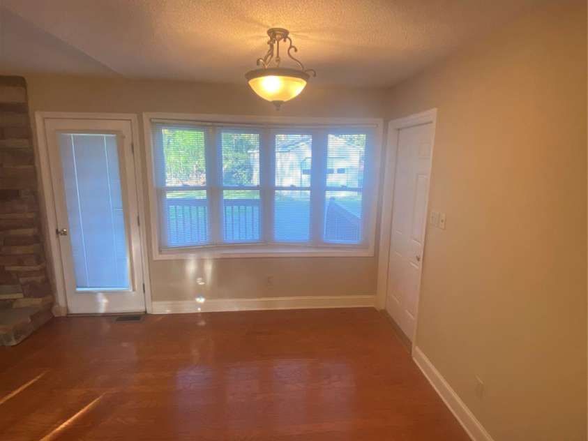 201 Glenwood Drive, Blacksburg, SC 29702.  MLS# CAR4246065, YatesRealty ID 5783. 