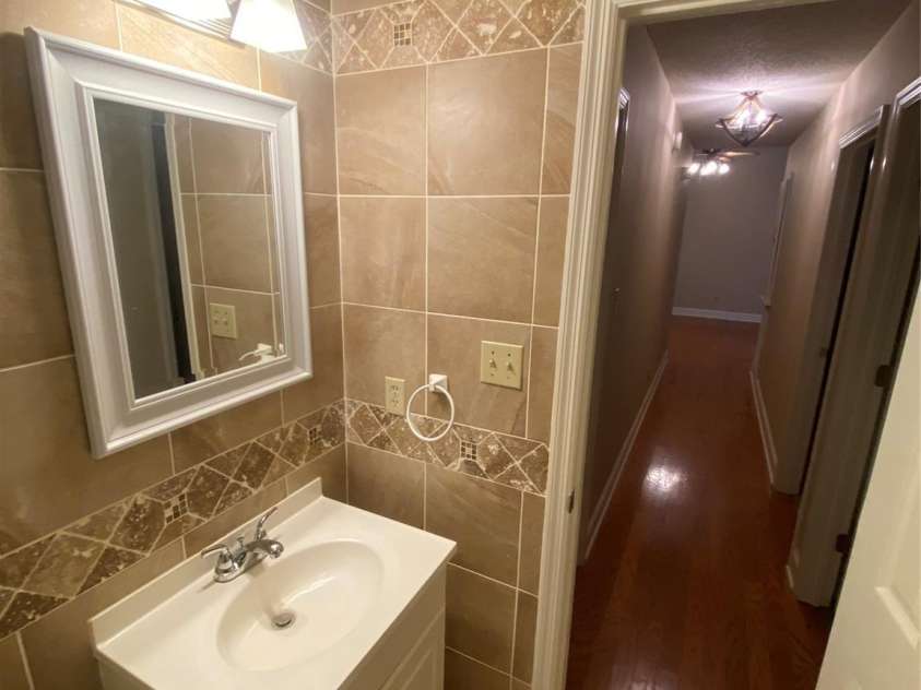 201 Glenwood Drive, Blacksburg, SC 29702.  MLS# CAR4246065, YatesRealty ID 5783. 