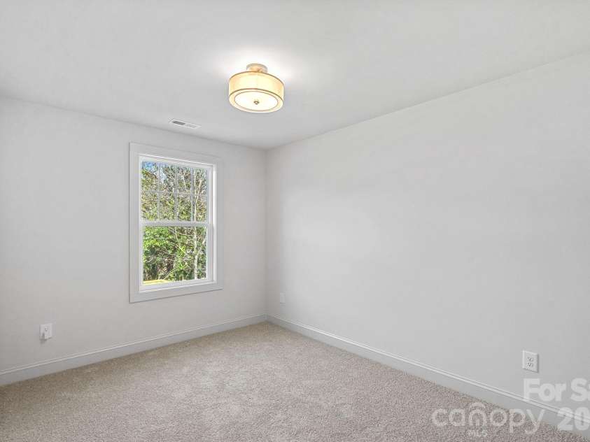 4420 Northaven Drive, Charlotte, NC 28206.  MLS# CAR4341032, YatesRealty ID 5783. 