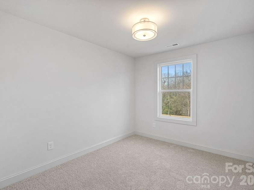 4420 Northaven Drive, Charlotte, NC 28206.  MLS# CAR4341032, YatesRealty ID 5783. 
