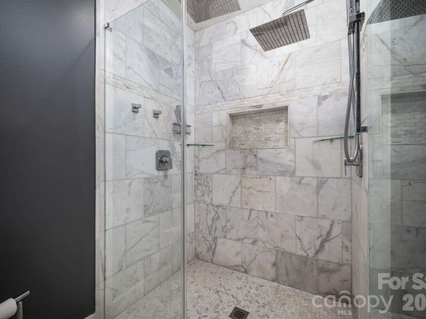 417 Pinnacle Road, Kings Mountain, NC 28086.  MLS# CAR4436311, YatesRealty ID 57832. 