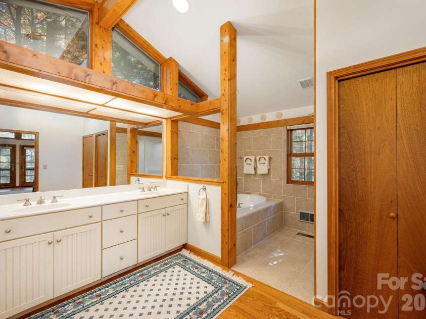 191 Friar Tuck Lane, Brevard, NC 28712.  MLS# CAR4436277, YatesRealty ID 57835. 