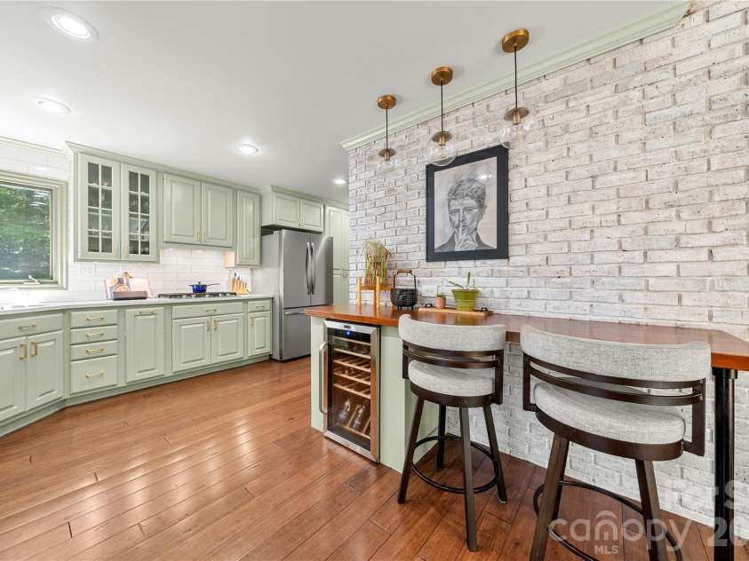 6 Oakwood Court, Clover, SC 29710.  MLS# CAR4434149, YatesRealty ID 57836. 