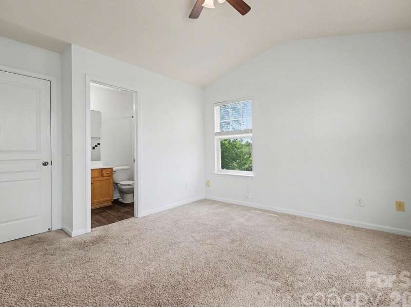 13504 Calloway Glen Drive, Charlotte, NC 28273.  MLS# CAR4436737, YatesRealty ID 57838. 
