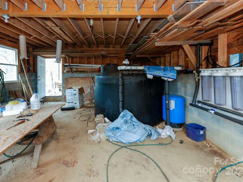 40 Tagalong Lane, Black Mountain, NC 28711.  MLS# CAR4131803, YatesRealty ID 5784. 