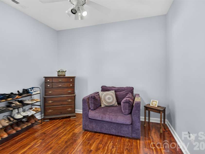 19910 Madison Village Drive, Cornelius, NC 28031.  MLS# CAR4436532, YatesRealty ID 57858. Middle Bedroom