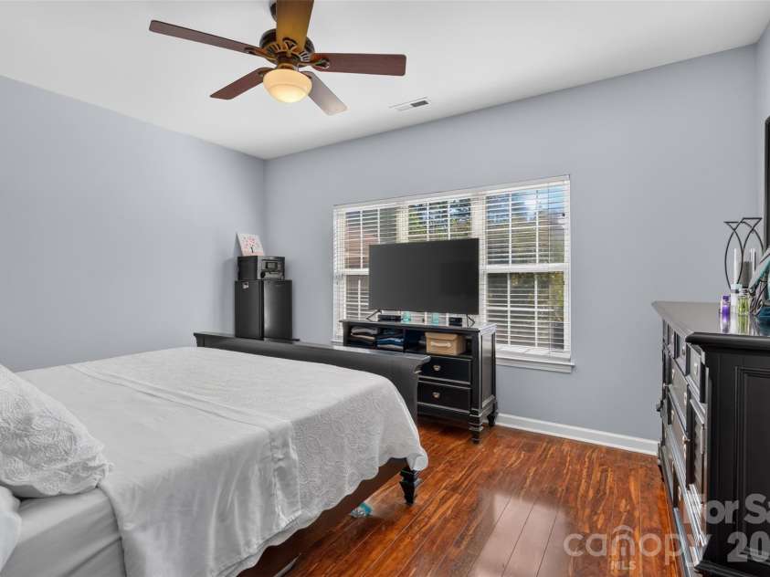 19910 Madison Village Drive, Cornelius, NC 28031.  MLS# CAR4436532, YatesRealty ID 57858. Primary Bedroom